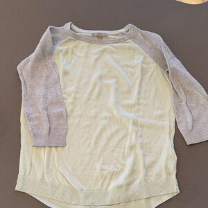 Banana Republic Crew Neck Sweater in Light Green and Heather Gray - small
